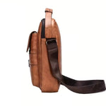 Elegant and compact shoulder bag for everyday