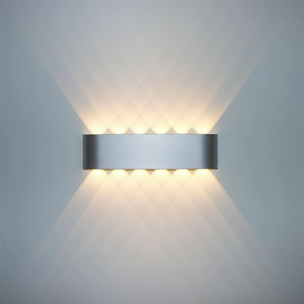 Moderne LED Wandleuchte aus Aluminium für Innen und Außen