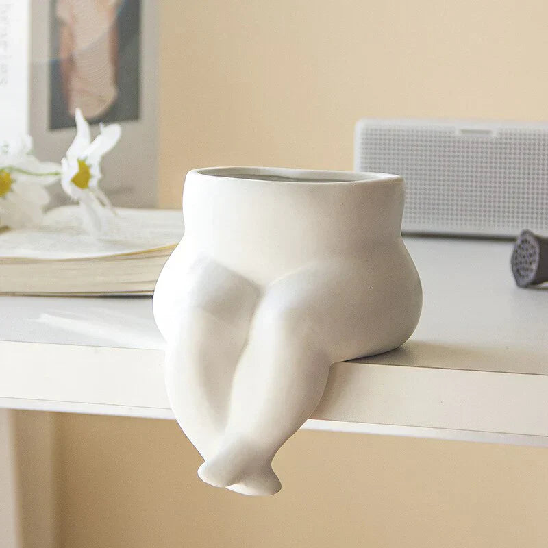 Elegante Keramikvase mit einzigartigem Beindesign