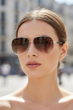 Leichte Fliegerbrille mit UV400-Schutz und entspiegelten Gläsern