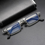 Faltbare Lesebrille mit Titanrahmen und Etui
