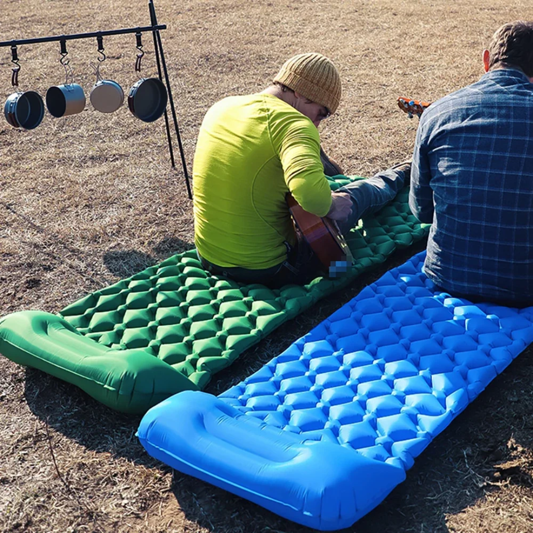 Comfortable Sleeping Pad with Integrated Foot Pump for Camping