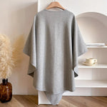 Stylish Women's Poncho – Warming and Windproof Companion