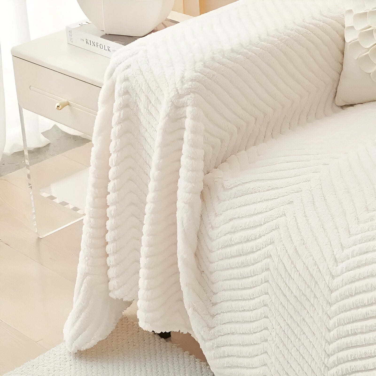 Elegant, Non-Slip Sofa Cover for Pets