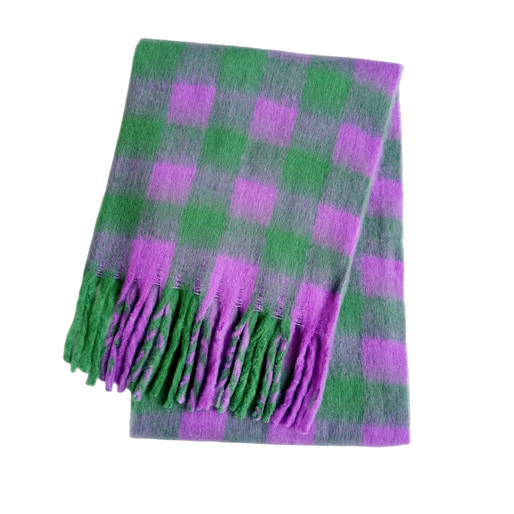 Warmth and Style: Elegant Winter Scarf in Colorful Plaid
