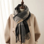 Noble Elegant Ladies' Scarf in classic check design
