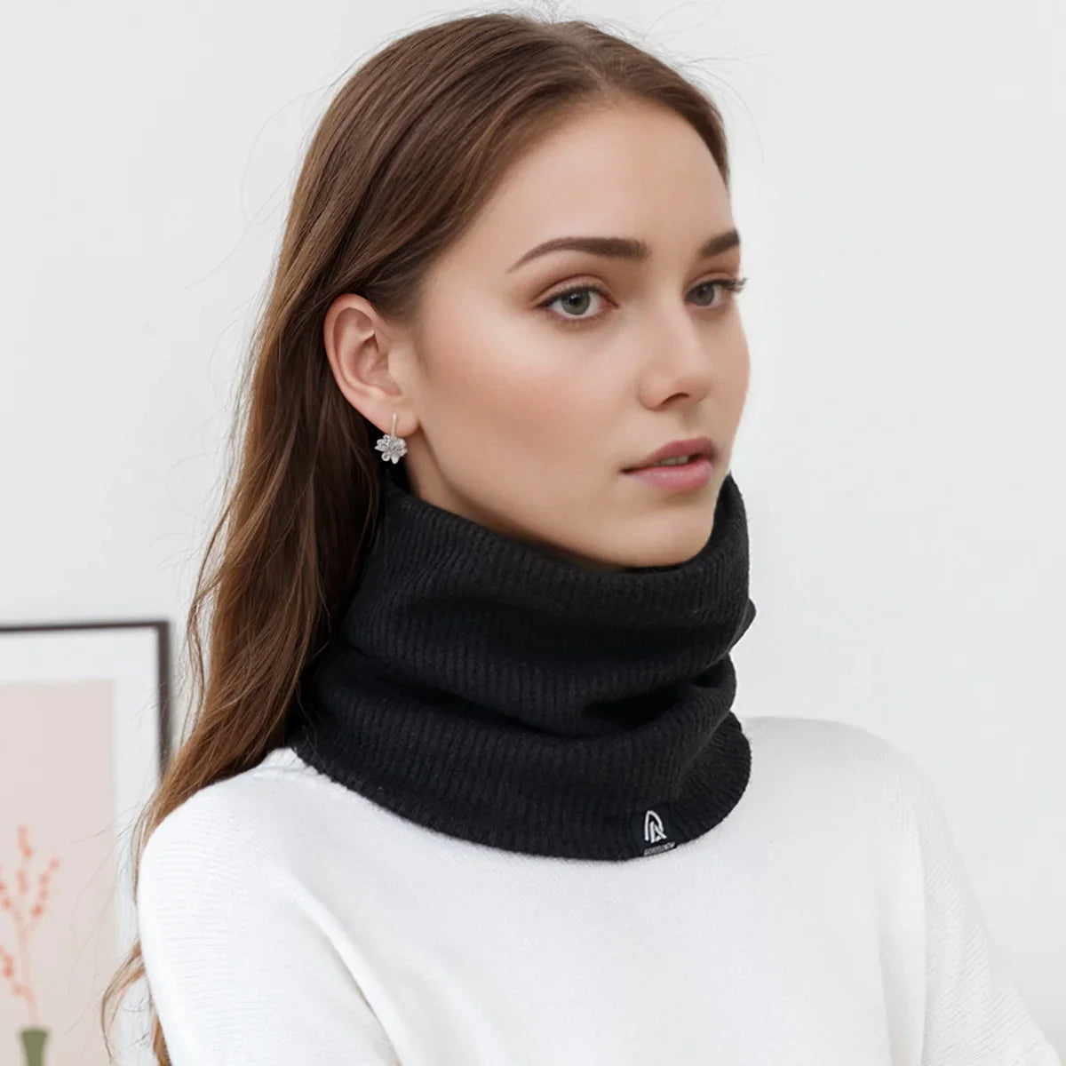 Elegant Velvet Scarf for Women – The Ideal Winter Companion