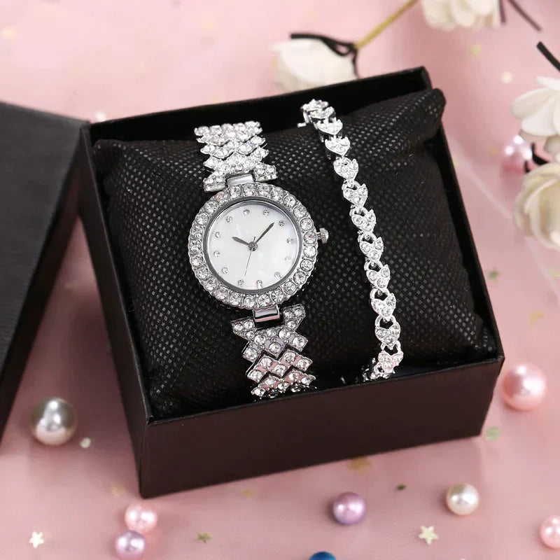 Exquisite ladies' platinum wristwatch