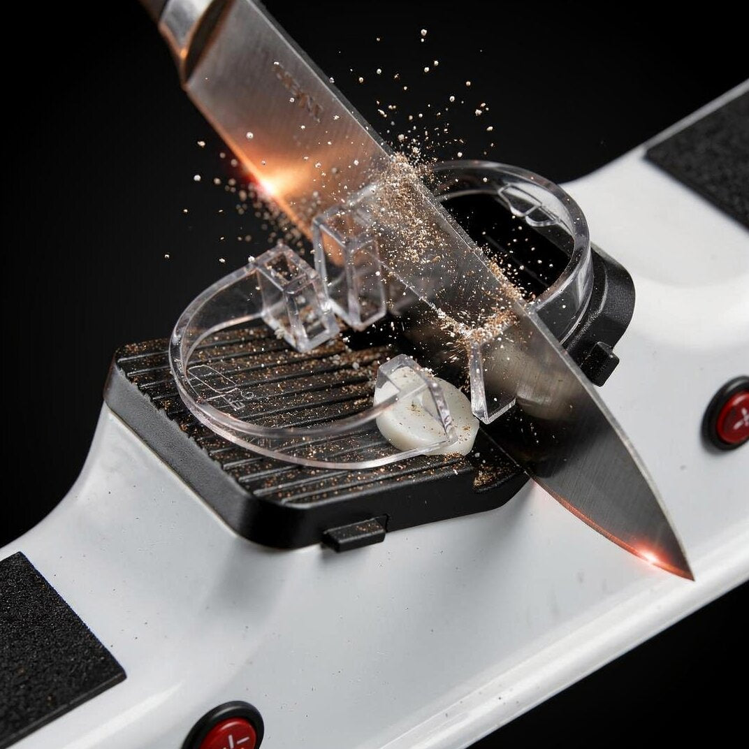 Elektrischer Messerschärfer | Zweistufige Schärftechnologie | Sicherer Führungsschlitz