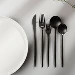 Elegantes Besteckset - Perfekte Kombination aus Stil und Funktion