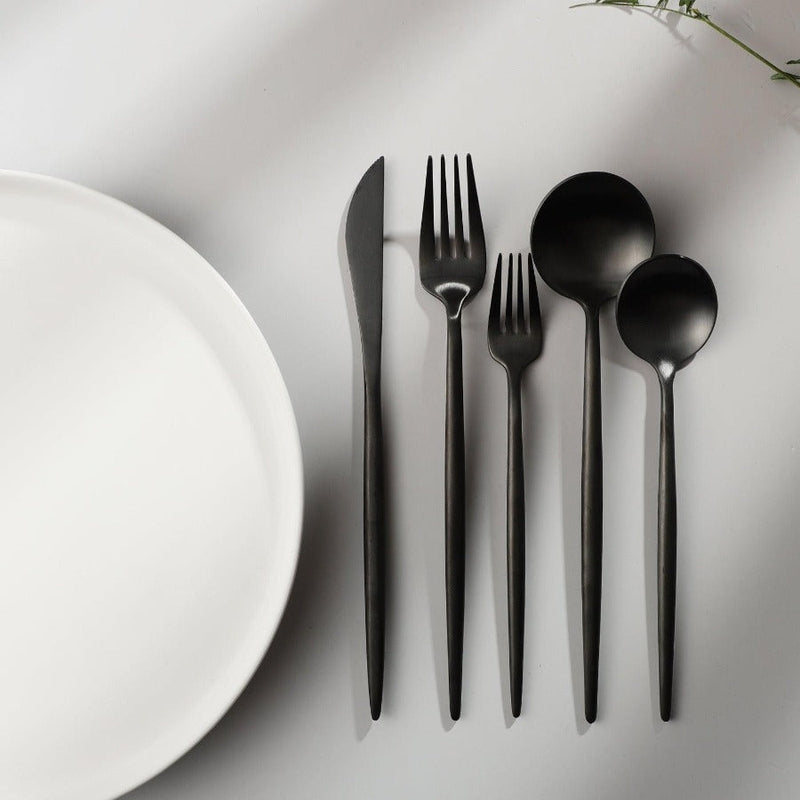 Elegantes Besteckset - Perfekte Kombination aus Stil und Funktion