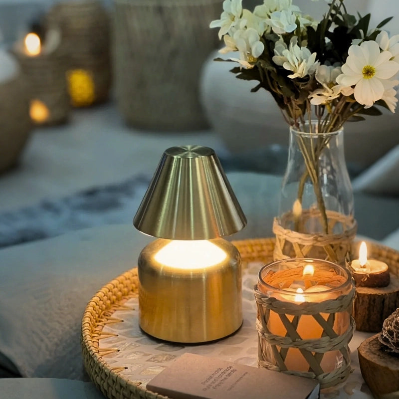 Elegante Tischlampe aus Schmiedeeisen – Dimmbare und Wiederaufladbare Beleuchtung