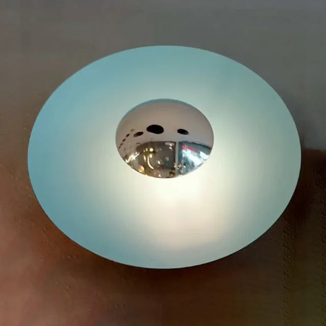 LumaSphere | Stilvolle LED-Deckenlampe mit Farbwechsel und Verstellbarkeit