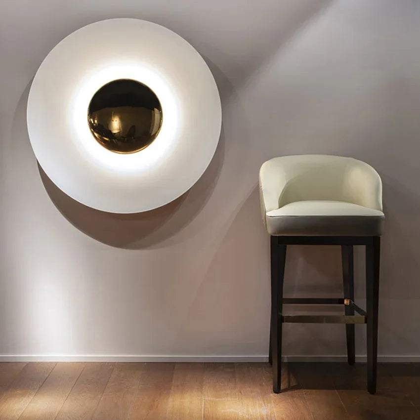 LumaSphere | Stilvolle LED-Deckenlampe mit Farbwechsel und Verstellbarkeit