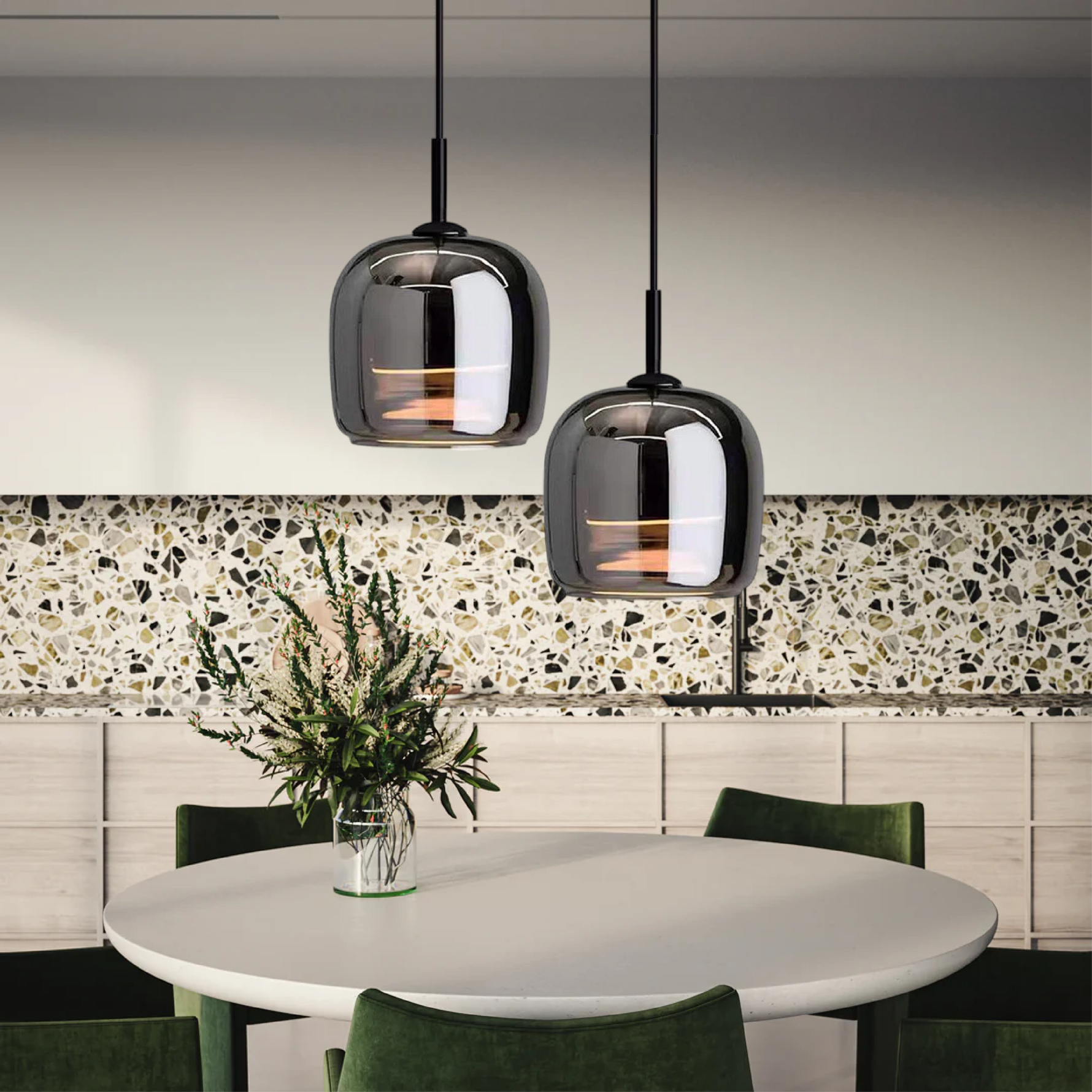 Elegante Pendelleuchte aus Glas - Modernes Design für Ihre Räume