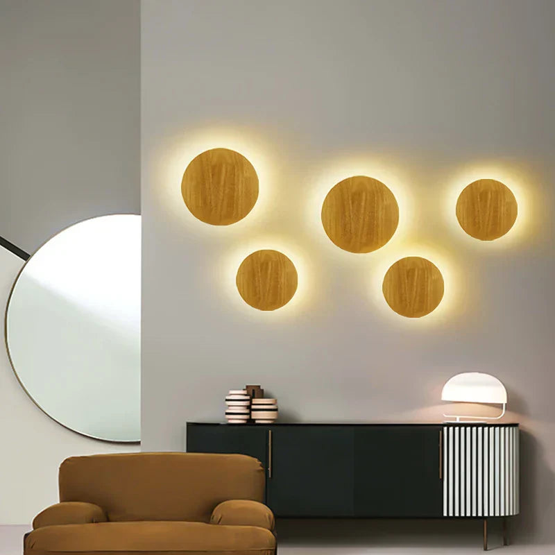 Wandlampe aus Massivholz – Skandinavisches Design mit Warmlicht-LED