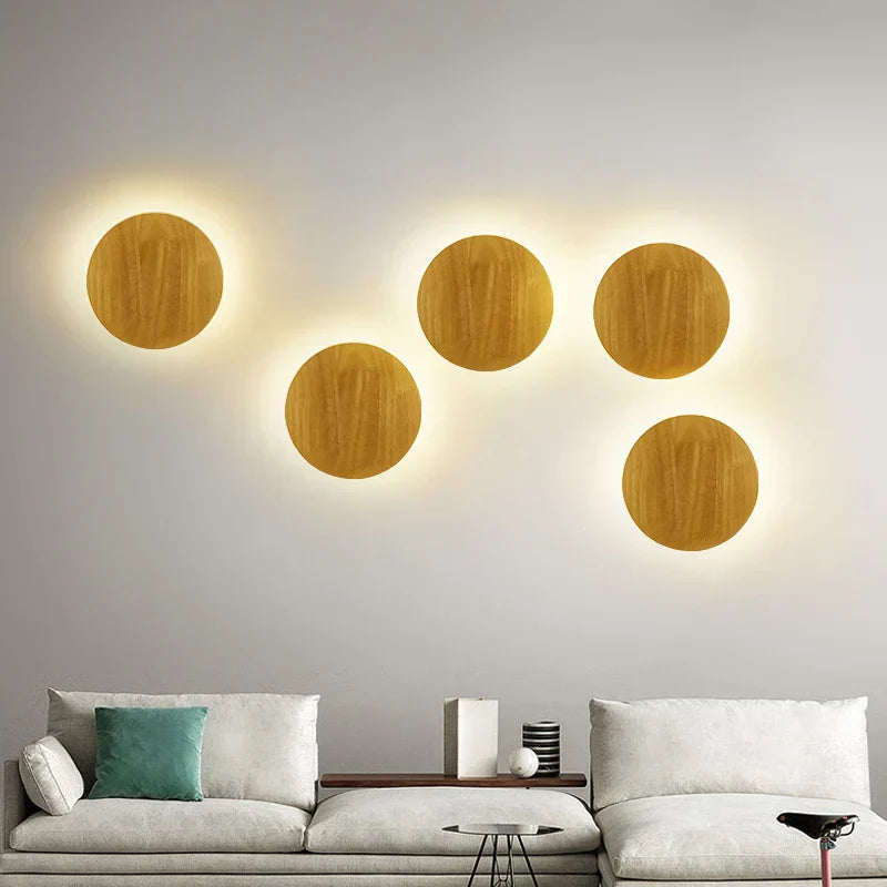 Wandlampe aus Massivholz – Skandinavisches Design mit Warmlicht-LED