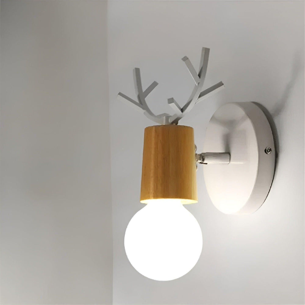 Elegante Wandlampe mit Geweih-Design – Stilvolles LED-Licht für jedes Zuhause