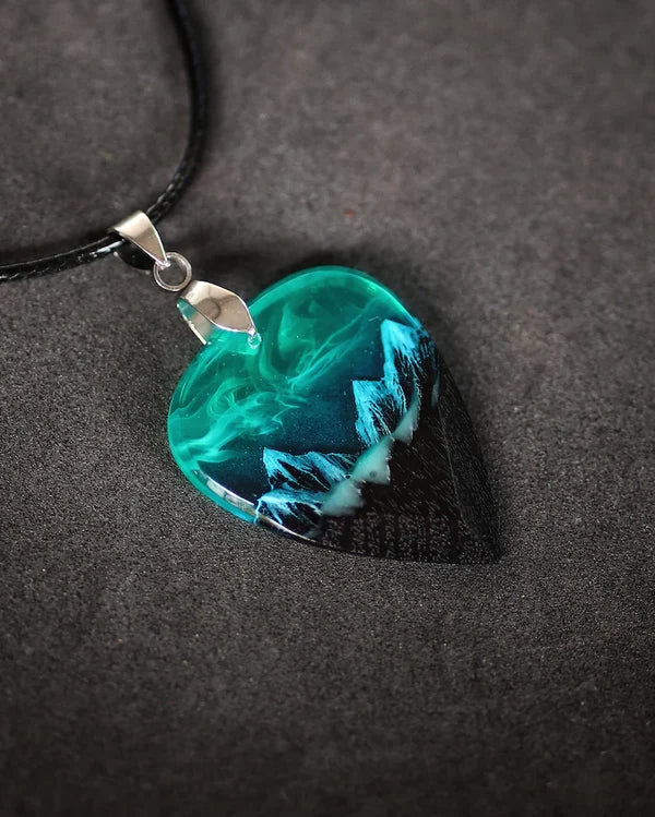 Aurora Borealis Guitar Pick