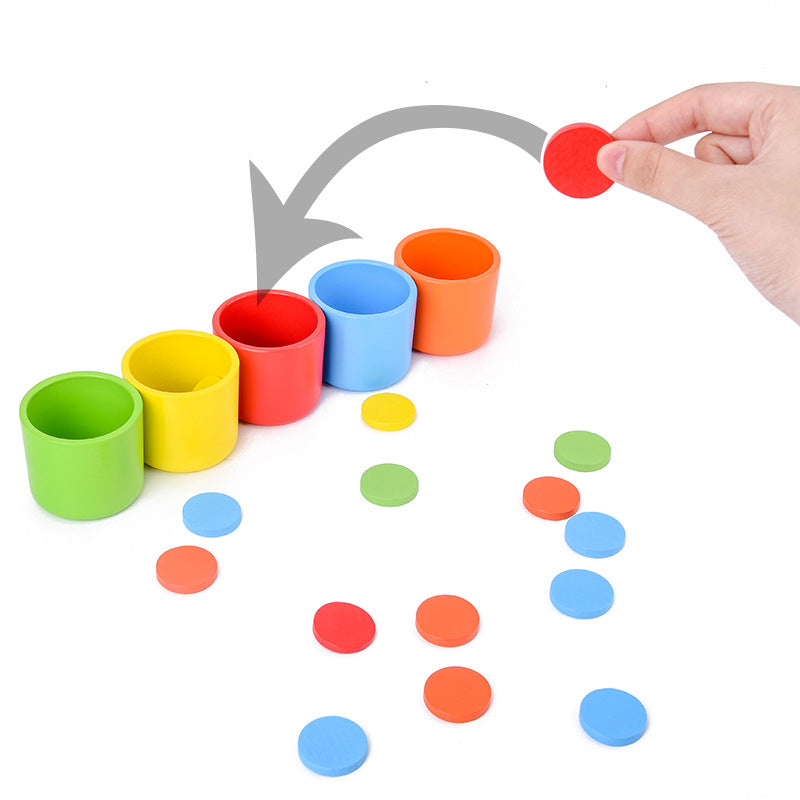 Spielzeug mit Montessori Stapelbechern für Kinder