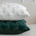Festive Cuddle Cushion – Cozy Plush Christmas Decoration