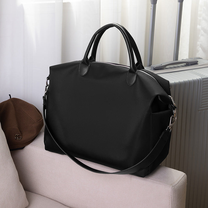 Elegant diaper bag with sophisticated storage space