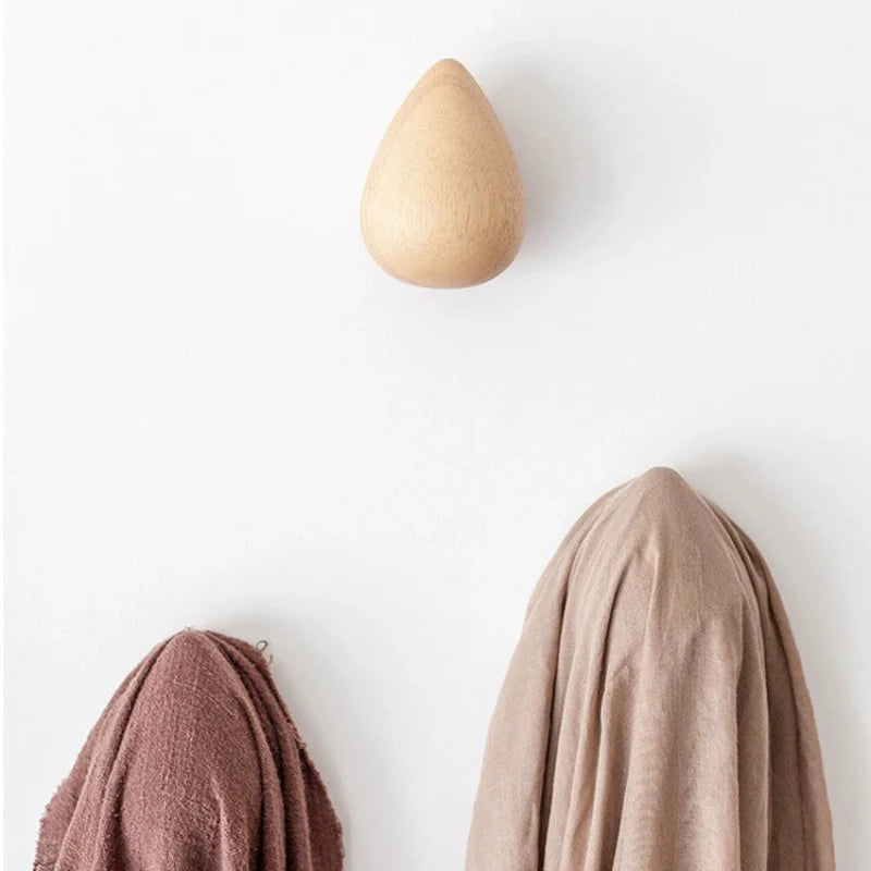 Wandhaken aus Massivholz im Wassertropfen-Design – Klebefreier Einzelhaken für Kleidung, Taschen & Handtücher