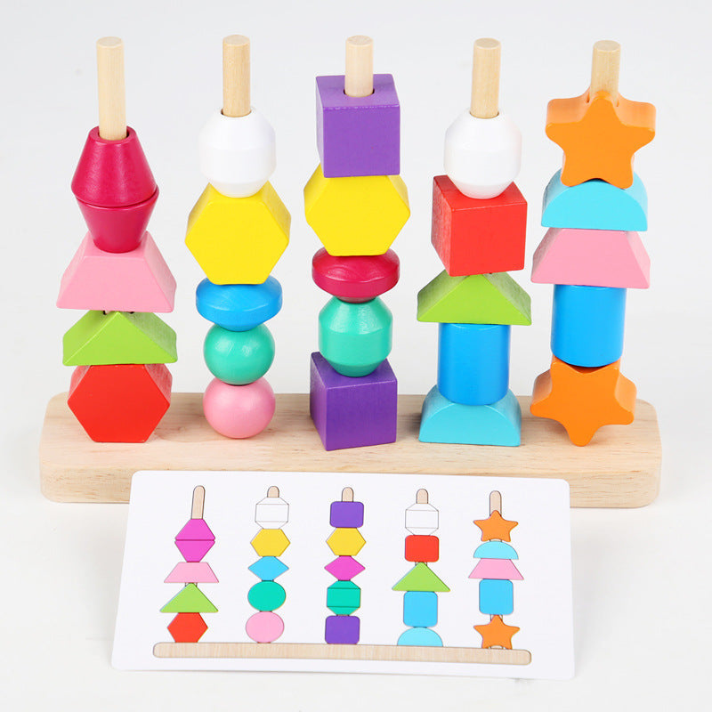 Holzspielzeug zur Förderung von Farben und Formen im Montessori-Stil