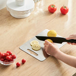 Titanfeste Schneideplatte – Antibakteriell, Kratzfest und BPA-frei für sicheres Kochen