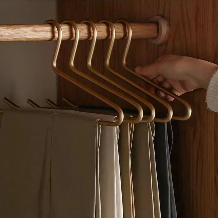 Stylish Metal Hanger Set – 5 Pieces for Your Wardrobe