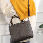 Stylish shoulder bag made of high-quality PU leather for every adventure