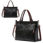 Stylish shoulder bag made of high-quality PU leather for every adventure