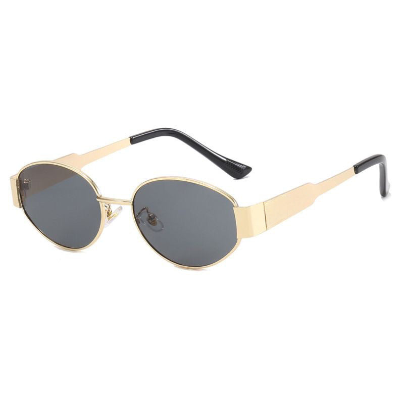 Sunny Elegance – Chic Sunglasses for Optimal Protection