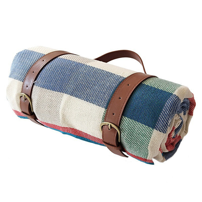 Comfortable and Foldable Picnic Blanket for Outdoor Activities