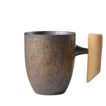 Eleganter Japanischer Retro-Becher mit Holzgriff