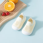 Bequeme Sneakers für Babys und Kinder