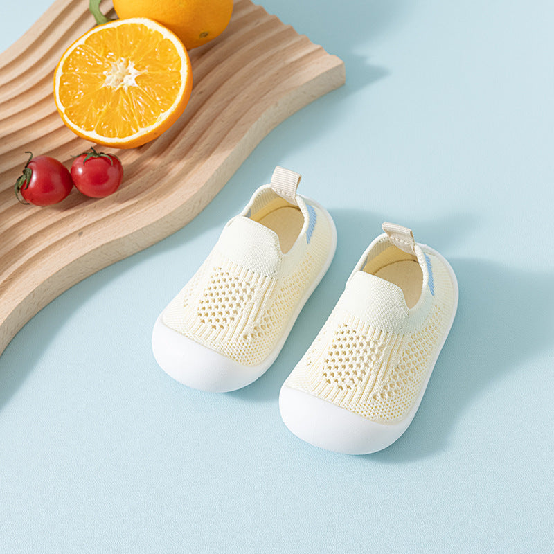 Bequeme Sneakers für Babys und Kinder