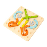 Holzpuzzle Spielzeug mit Montessori Design für kreative Nagelspiele