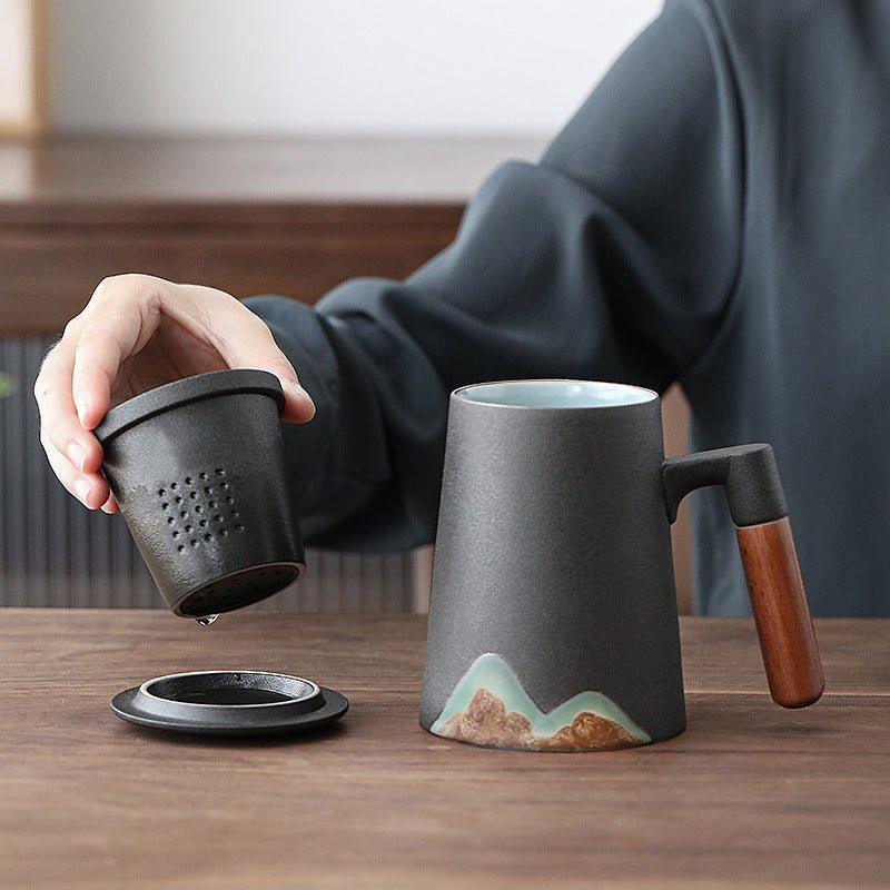 Naturinspirierte Teetasse aus Keramik mit integriertem Filter