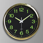 Elegante Wanduhr mit LED-Beleuchtung – Zeitloses Design