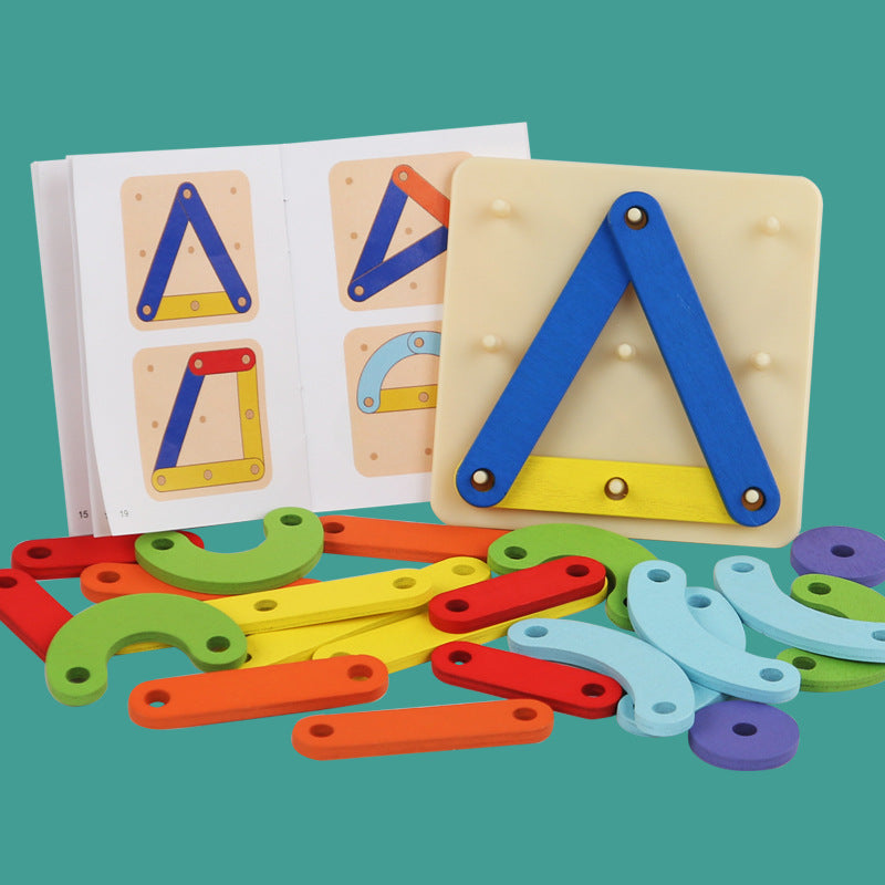 Lernbrett mit kreativen Buchstaben, Zahlen und Formen