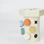 Spielset mit Schrauben im Montessori-Stil