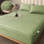 FlexiBed Matratzenauflage – Wasserdicht, Atmungsaktiv & Waschbar mit Elastischem Sitz
