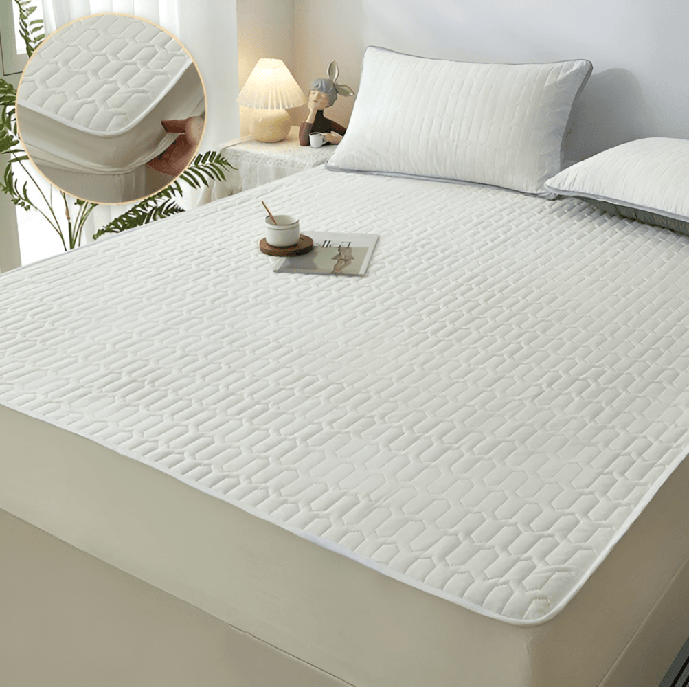 FlexiBed Matratzenauflage – Wasserdicht, Atmungsaktiv & Waschbar mit Elastischem Sitz
