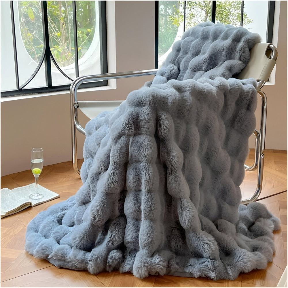 Flauschige Reise-Decke aus Kunstfell – Weiche und waschbare Fleece-Decke