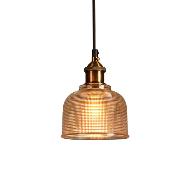 Elegante Pendelleuchte aus Glas im Retro-Stil