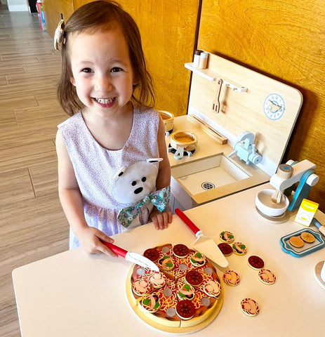 Pizza Set - Encourages Social Interaction and Imagination