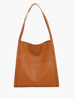 Elegant Handbag with Ample Storage for Every Occasion