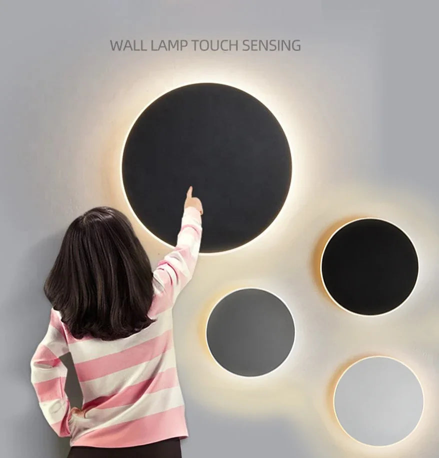 Runde Lumeo LED Wandleuchte – Dimmbar, 20/30 cm – Touch- und Sensorsteuerung