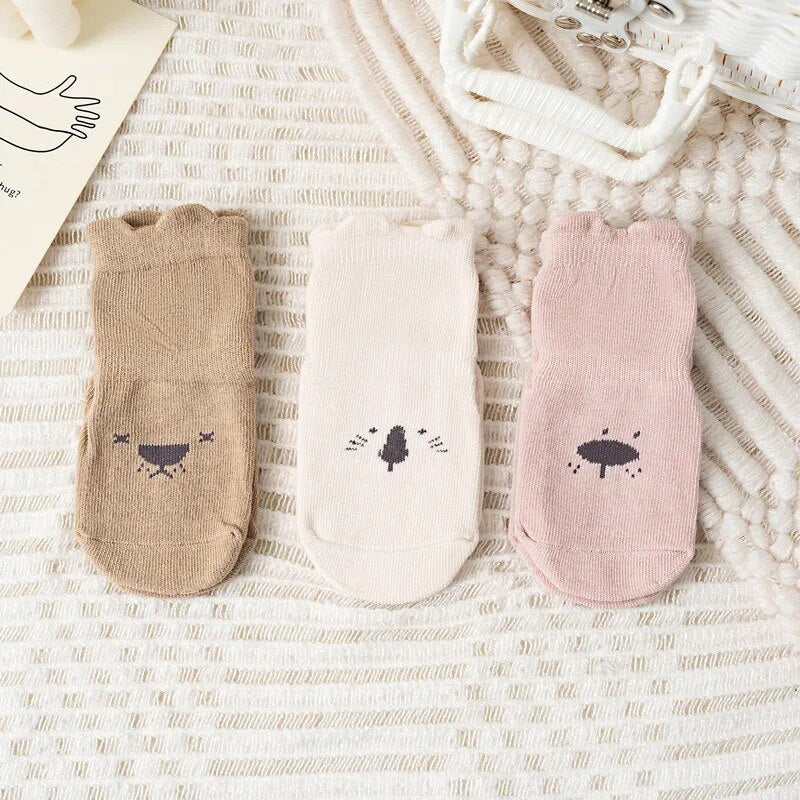 Rutschfeste Socken für Babys im 3er-Set mit Gummigriff